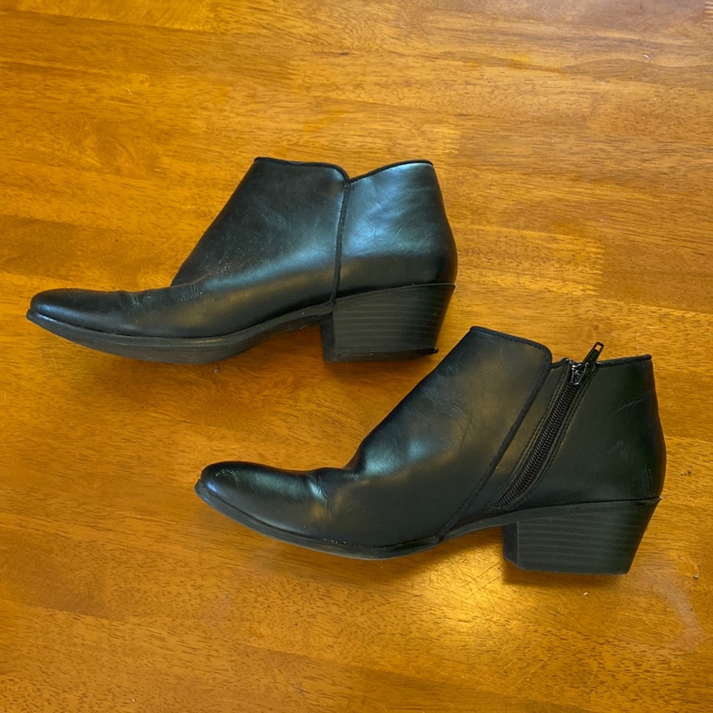 St. John’s Bay Lennon Black Ankle Boot 10 EUC